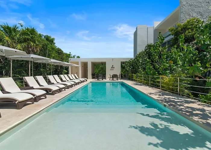 Seabreeze Private Hot Tub Access 11 Pools